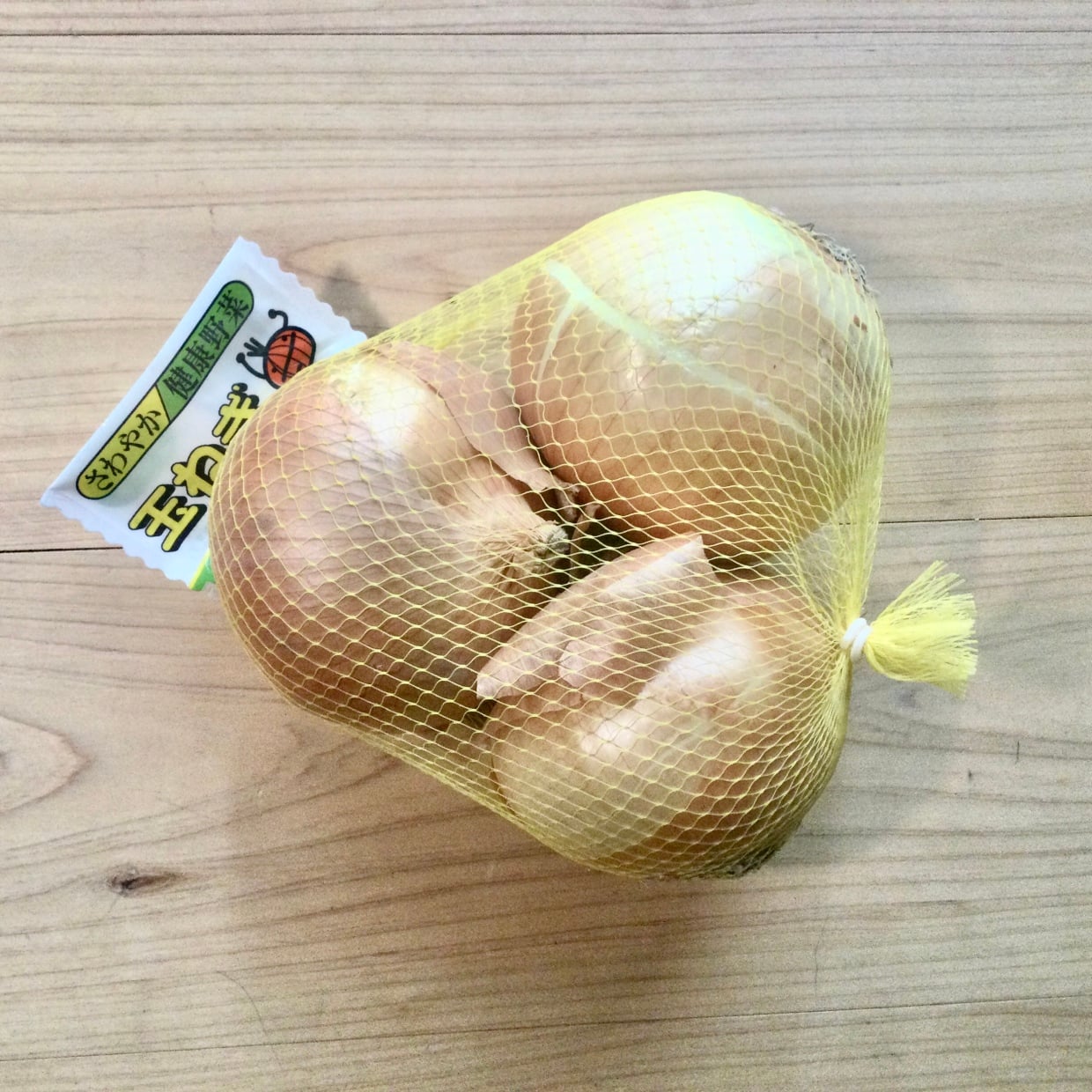  まさか過ぎる。捨てるはずの「玉ねぎネット」がキッチンで大活躍 