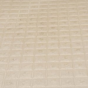 ずっとストレスだった。「お風呂の床」の凸凹溝に入り込む“黒ずみ対策”3つ「予防できる」