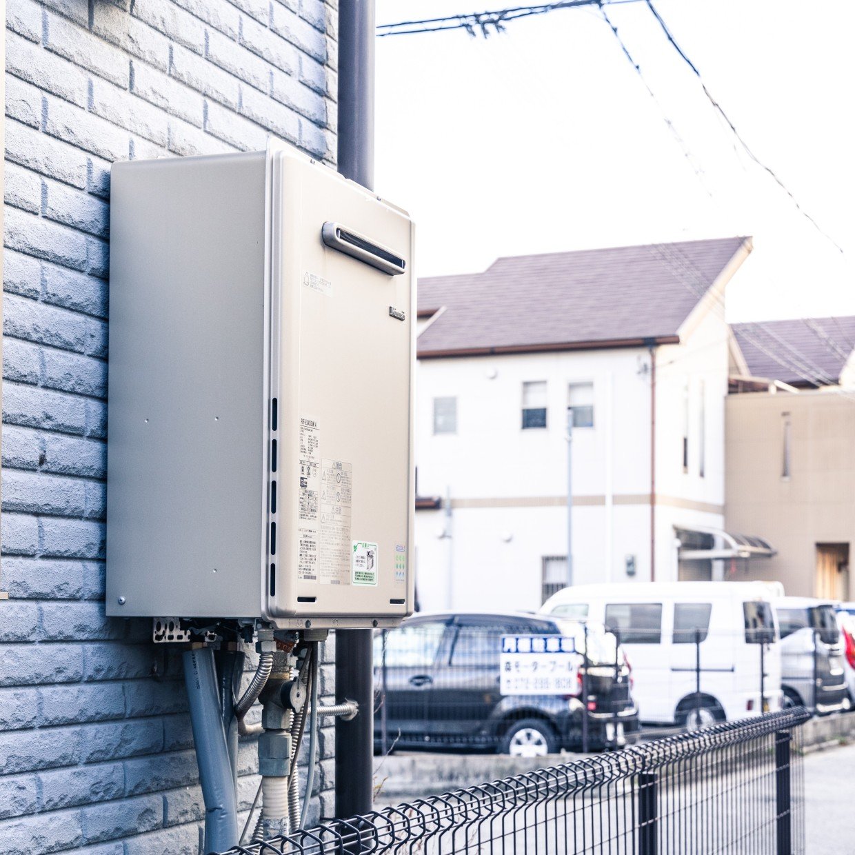  冬に欠かせない「給湯器」の寿命知ってる？故障する前に気づきたい“3つの危険なサイン” 
