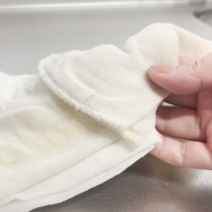 「キッチンハイター」の“2分つけ置き”簡単除菌ケア「冬に活躍」「食器以外も」「いつも清潔」