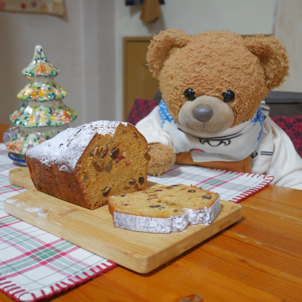  めっちゃ本格的な味！ひと手間で変わる絶品 “シュトーレン風ケーキ”の作り方「クリスマスに作りたい」 