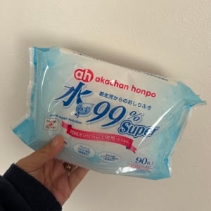 日常のイライラ解消！ウェットシートを“1枚だけ”取り出す簡単テク「2,3枚まとめて出ない」「便利」