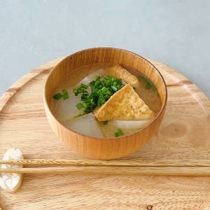 「みそ汁」にいれると腸がよろこぶ。“冬の便秘ケアにぴったりな栄養素が豊富な食材”とは？