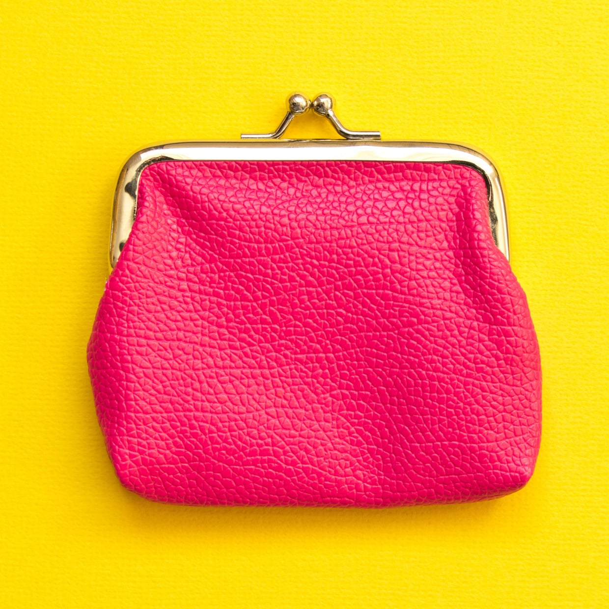  【2026年金運】財布がうるおう一年へ！星座別“開運ポイント”と“金運アップカラー” 