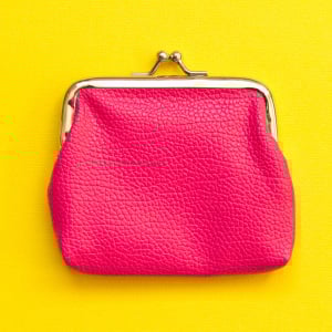 【2026年金運】財布がうるおう一年へ！星座別“開運ポイント”と“金運アップカラー”