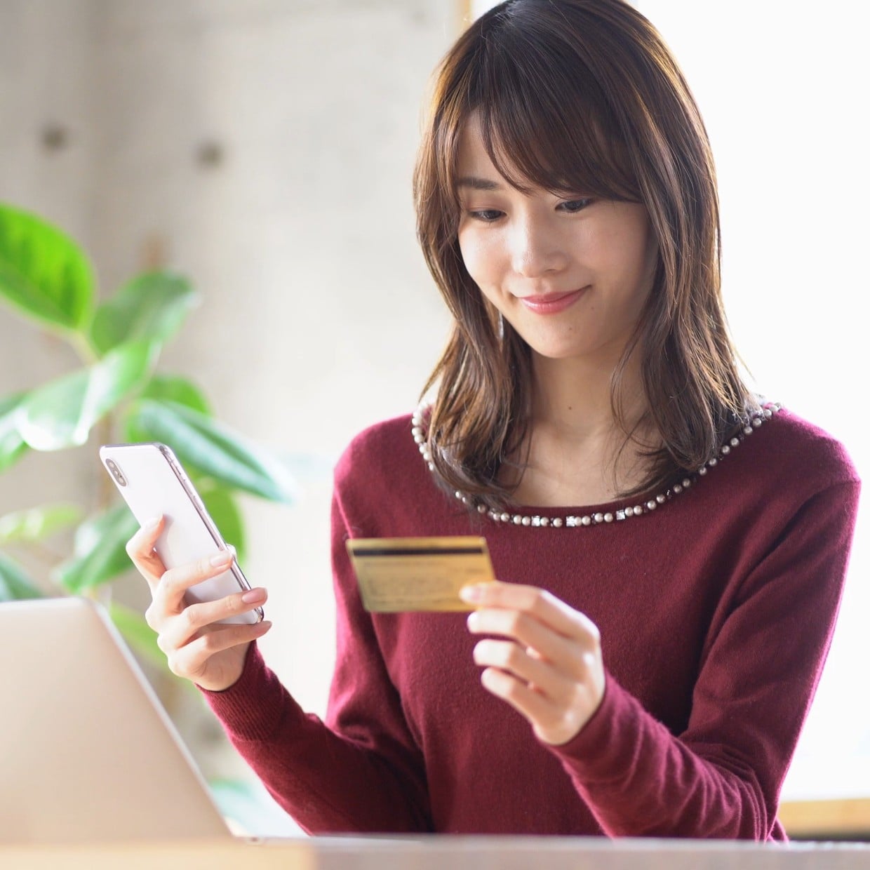  【デジタル時代のお金の知識】“キャッシュレス＆家計管理アプリ”の賢い活用法2選 