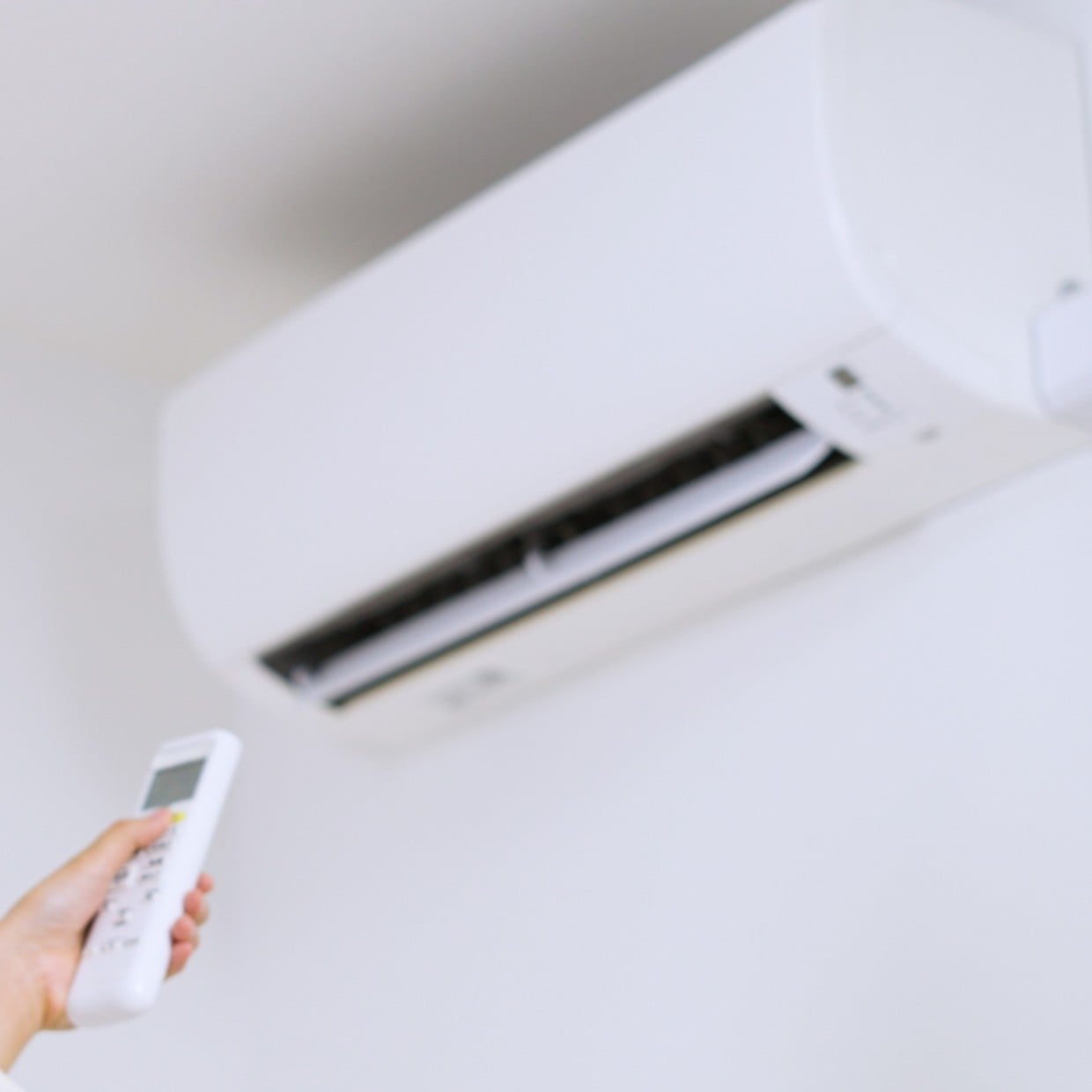  「冬のエアコン電気代」を抑える3つの“節電ワザ”「すぐできる」「温度調節以外にもある」 