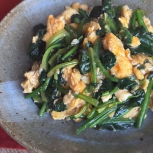 食物繊維と葉酸がたっぷり！”ほうれん草”の腸がよろこぶレシピ「帰宅後10分でできる」