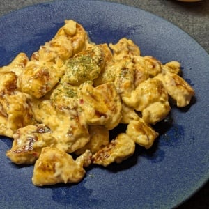 ヘルシーな鶏ささみがもっと美味しくなる“意外な調味料”とは？「ごはんがすすむ」