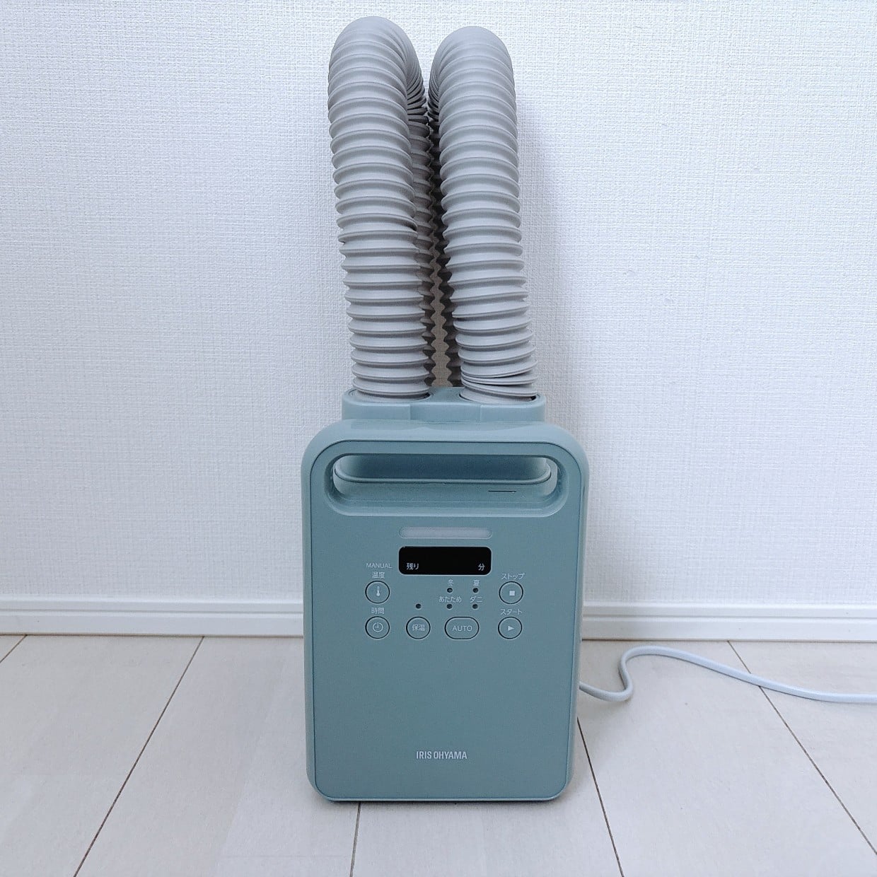  冬に活躍する家電だからこそ注意！「布団乾燥機」の“3つのNGな使い方”「火災になることも」 