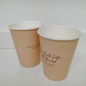 毎日ワクワク！つなげるだけでイベントが盛り上がる“紙コップ”の簡単サプライズ工作「作るのも楽しい！」