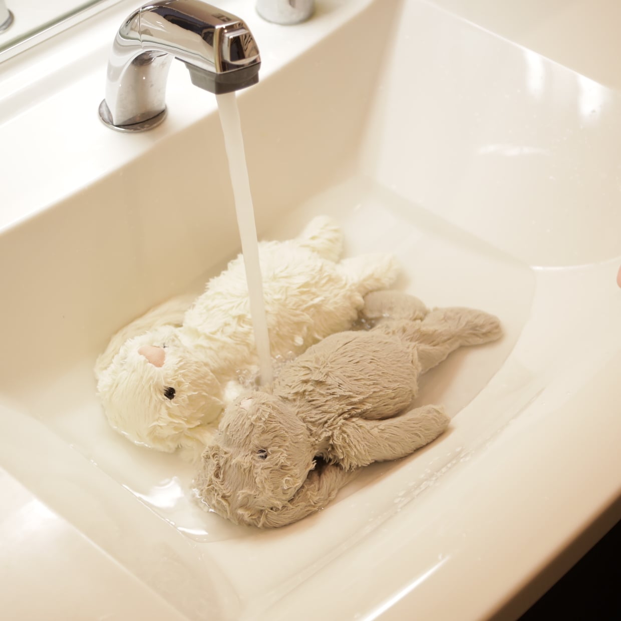  くすんだ色が明るく蘇る！年末に洗ってあげたい“ぬいぐるみの洗濯術”「実は洗える」「意外と簡単」 