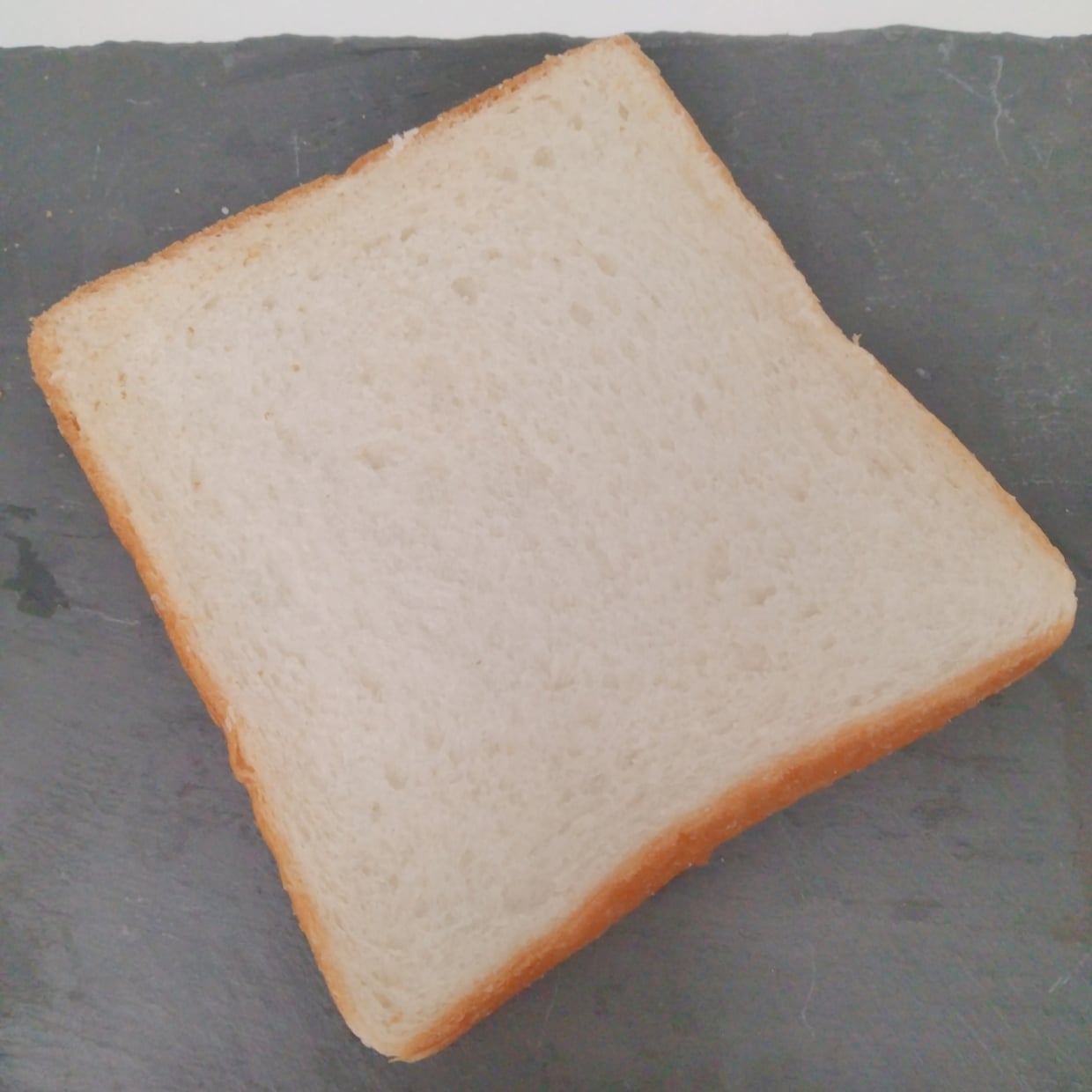  ひと手間で食感アップ！朝食の“トースト”がもっとおいしくなるワザ「道具は不要」「すぐできる」 