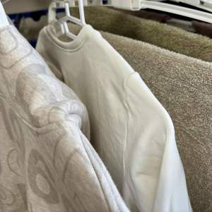 洗濯物が乾かない…を解消！冬の洗濯物を乾きやすくする簡単テク「干し方を変えるだけ」「知らなかった」