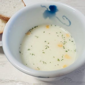 いつもの「粉末スープ」を格上げできる。混ぜるだけで“とろとろ濃厚”になる“2つの食材”