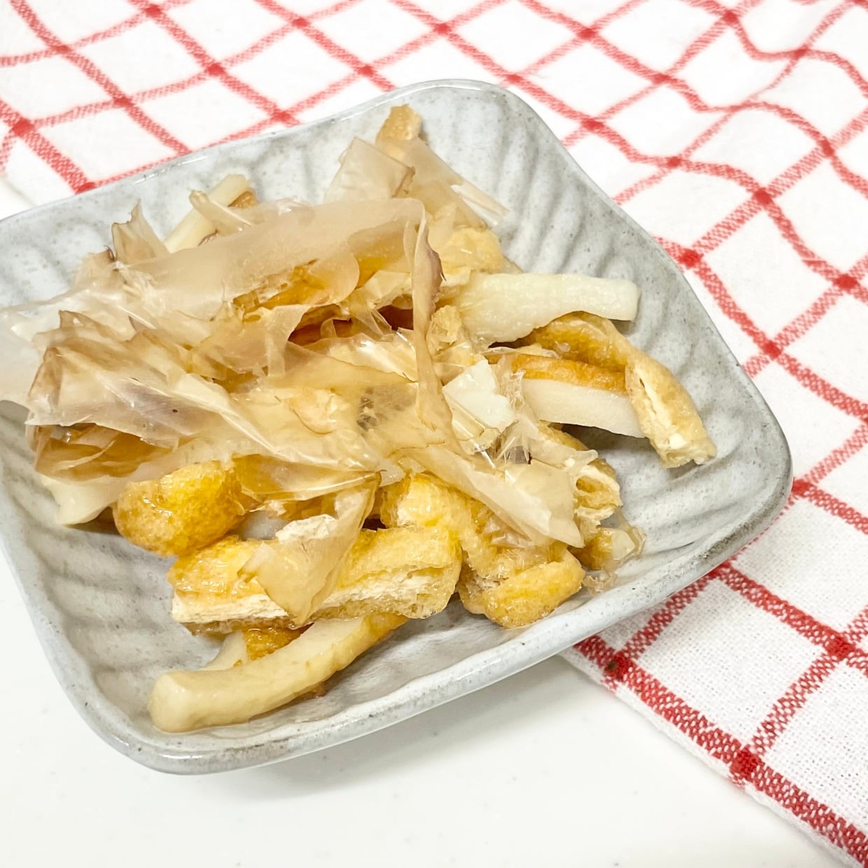  切ってレンチンするだけ！だしの旨味が広がる“ちくわ”レシピ「帰宅後10分でできる」 