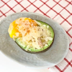 脂質とビタミンEたっぷり！アボカドと組み合わせたい“タンパク質がたっぷりな食材”とは？