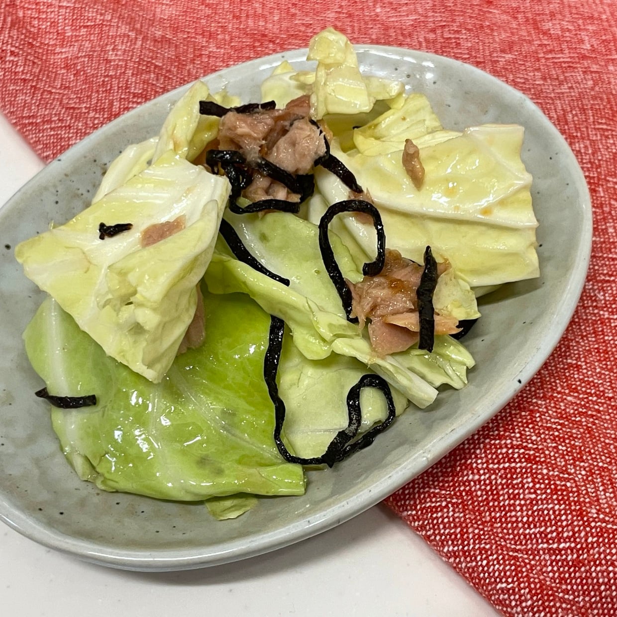  帰宅後5分でできる、食物繊維たっぷり！キャベツの腸がよろこぶレシピ「ポリ袋で作れる」 