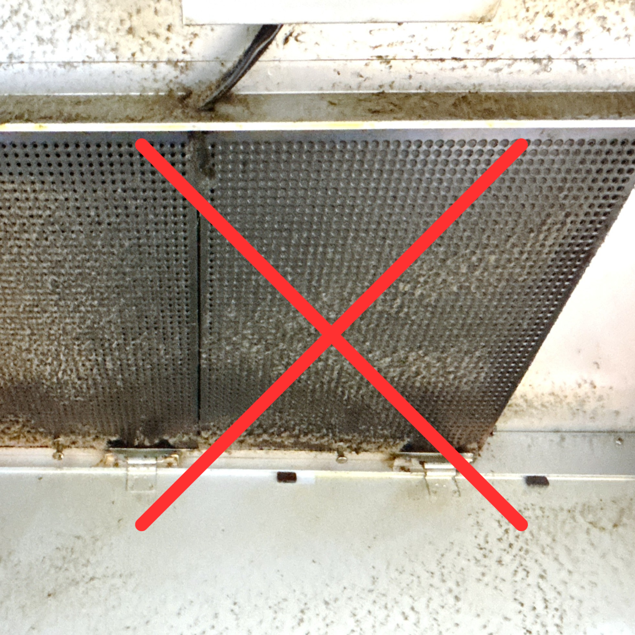  「キッチン換気扇」の“ギトギト油汚れ”を放置することで起こる【3つの落とし穴】 