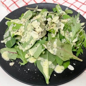 食物繊維たっぷり！ベビーリーフの腸がよろこぶレシピ「帰宅後5分でできる」