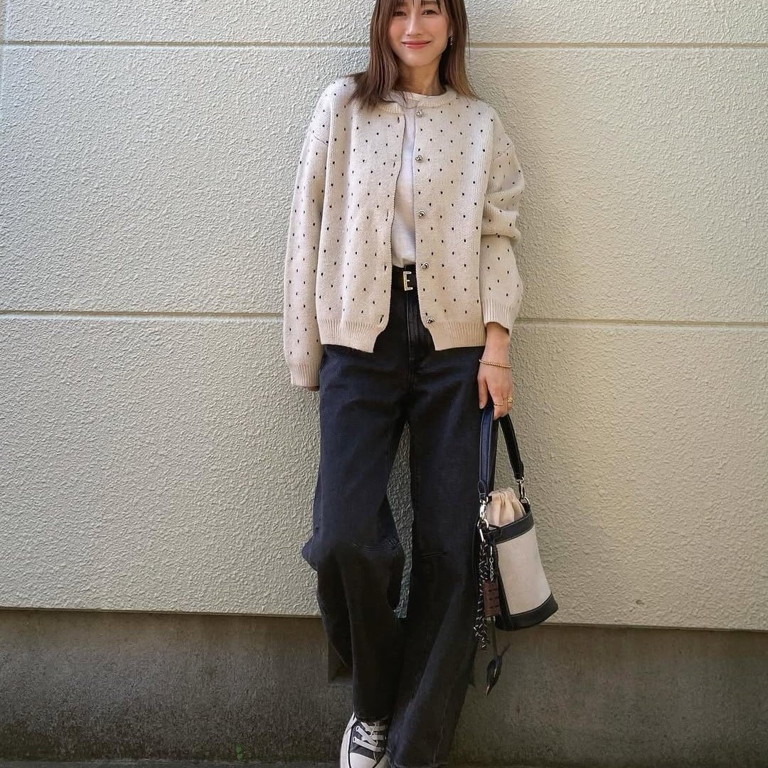  もう老け見えしない！おしゃれな40代の「カーディガン垢抜けコーデ」 