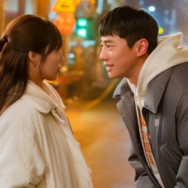  『恋も鍛えてくれますか？-24時フィットネス-』 Licensed by KBS Media Ltd. © 2025 KBS. All rights reserved U-NEXTにて独占配信中 