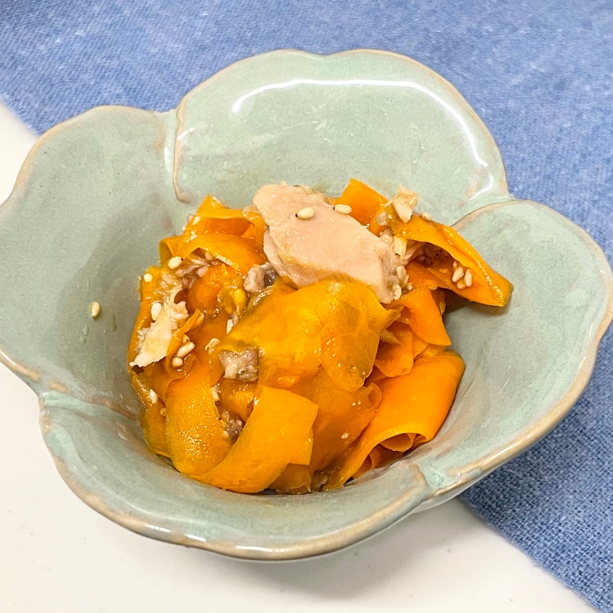  βカロテンたっぷり「にんじん」と合わせると栄養吸収率が上がる食材とは？「レンチンで完成」 