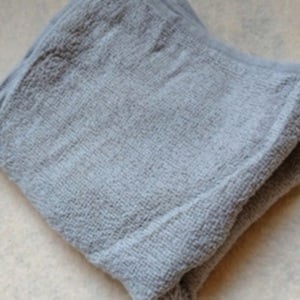 ただ巻くだけじゃない！「フェイスタオル」のコンパクト収納のコツ「枚数がわかりやすい」「旅行にも便利」