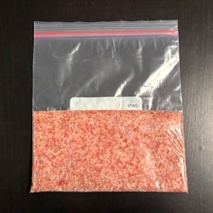 「ひき肉」を冷凍する保存袋の“空気を抜くかんたんワザ”
