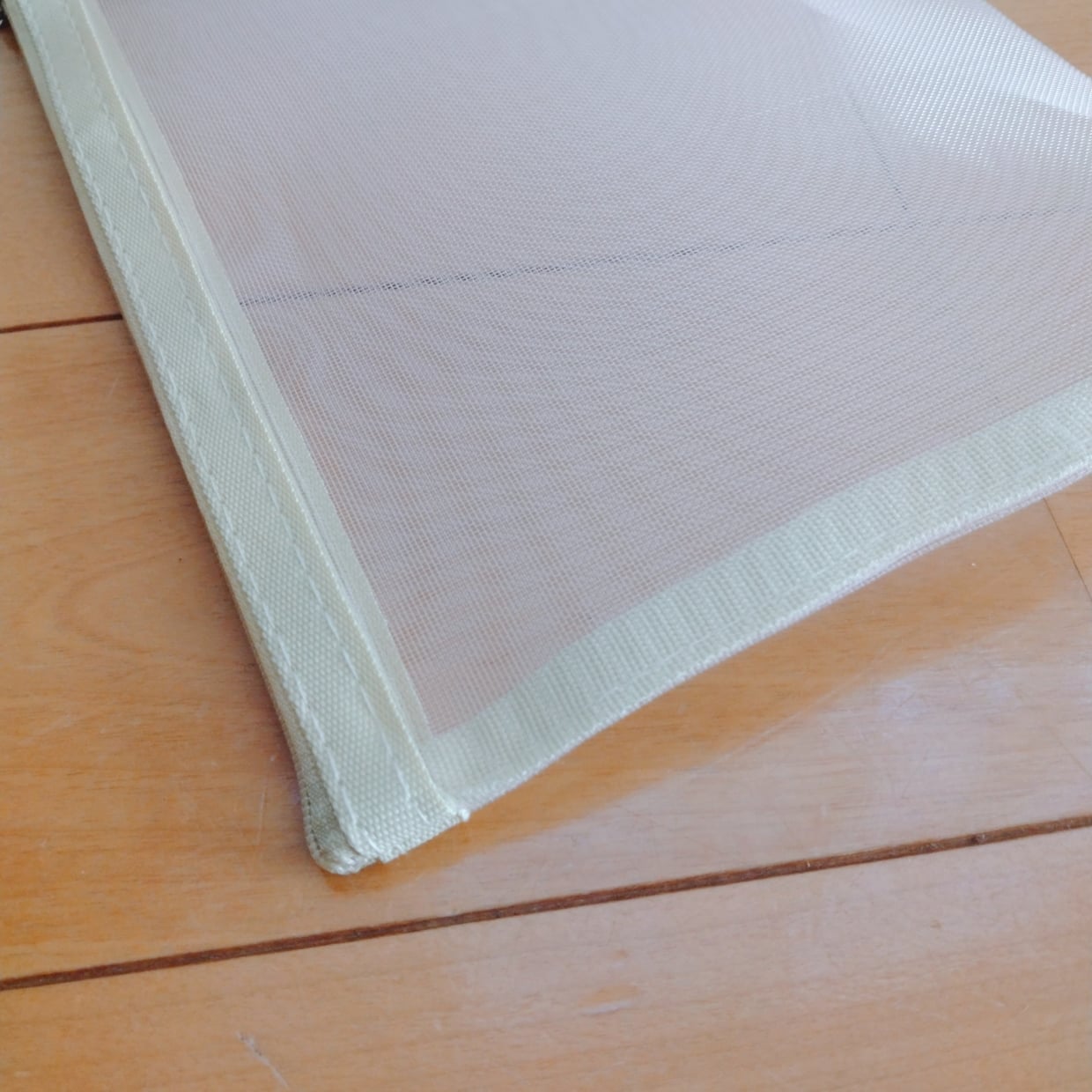  書類や小物の収納だけじゃない！眠っている「ファスナーケース」の“キッチンで役立つ”使い道 