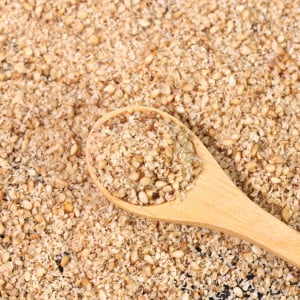 かけるだけ！混ぜるだけ！余った「すりごま」の意外なおいしい“アレンジ2選”