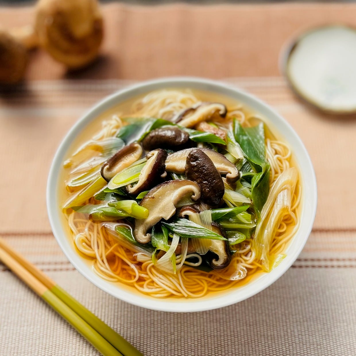  疲れた胃腸がよろこぶ。冬に食べたい“やさしい温麺”とは？「軽いのに満足感がある」 