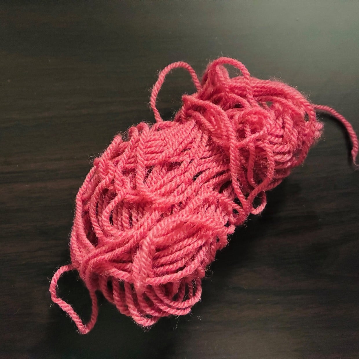  捨てたら後悔する。「え！ぴったりじゃん！」と言いたくなる！残ってる「毛糸」を保管する意外なアイテム 