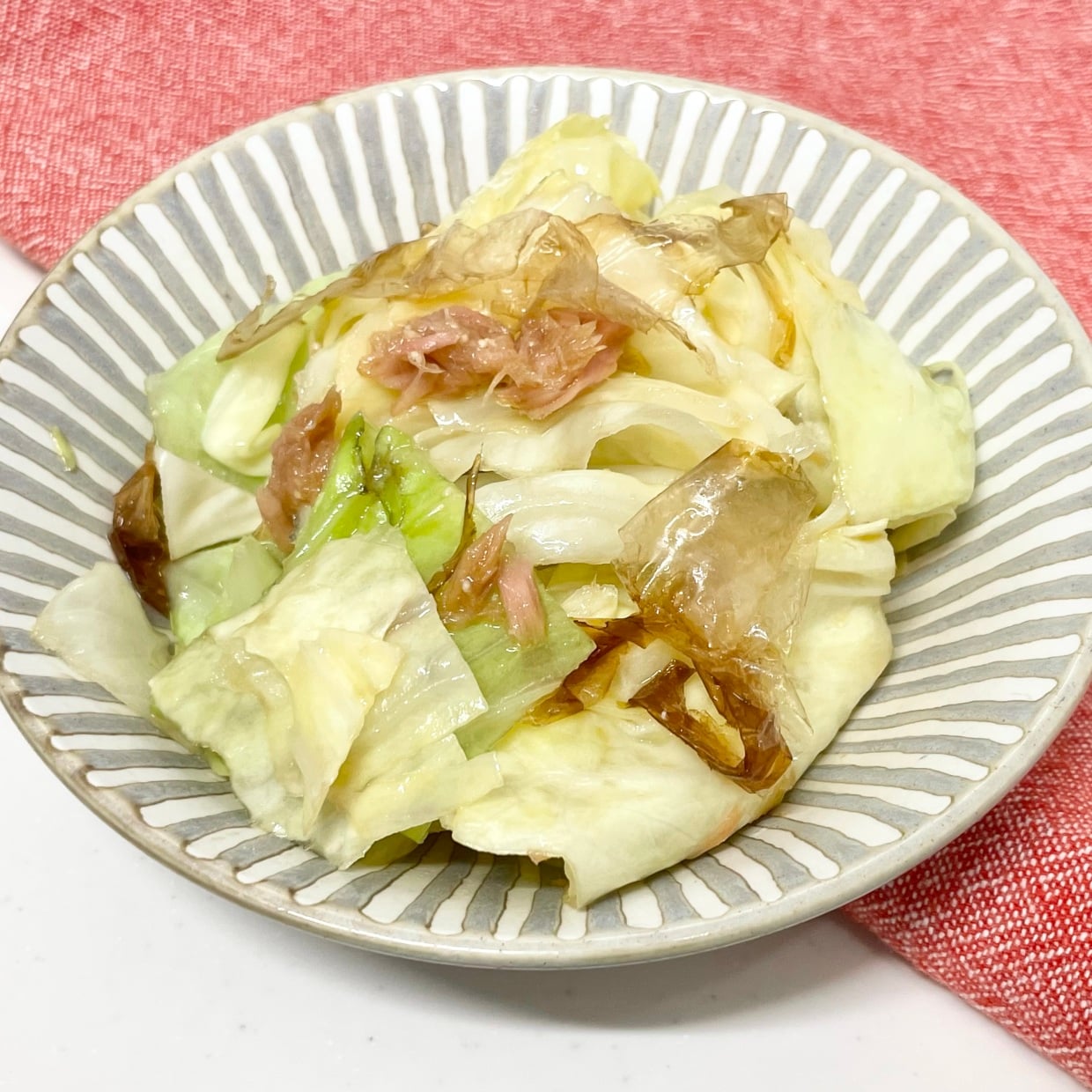  「ツナ缶」と合わせると腸がよろこぶ。“食物繊維たっぷりな食材”とは？「電子レンジで簡単」 