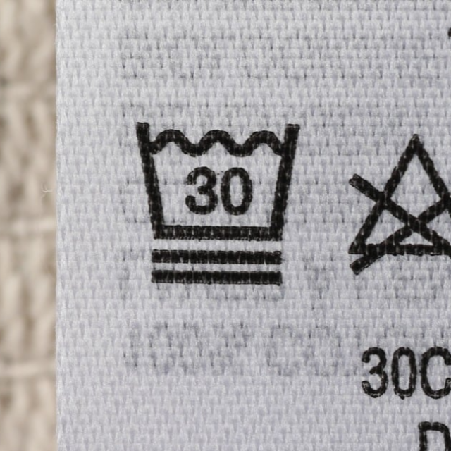  知らなかった。洗濯表示マークの“謎の二重線”の正体 