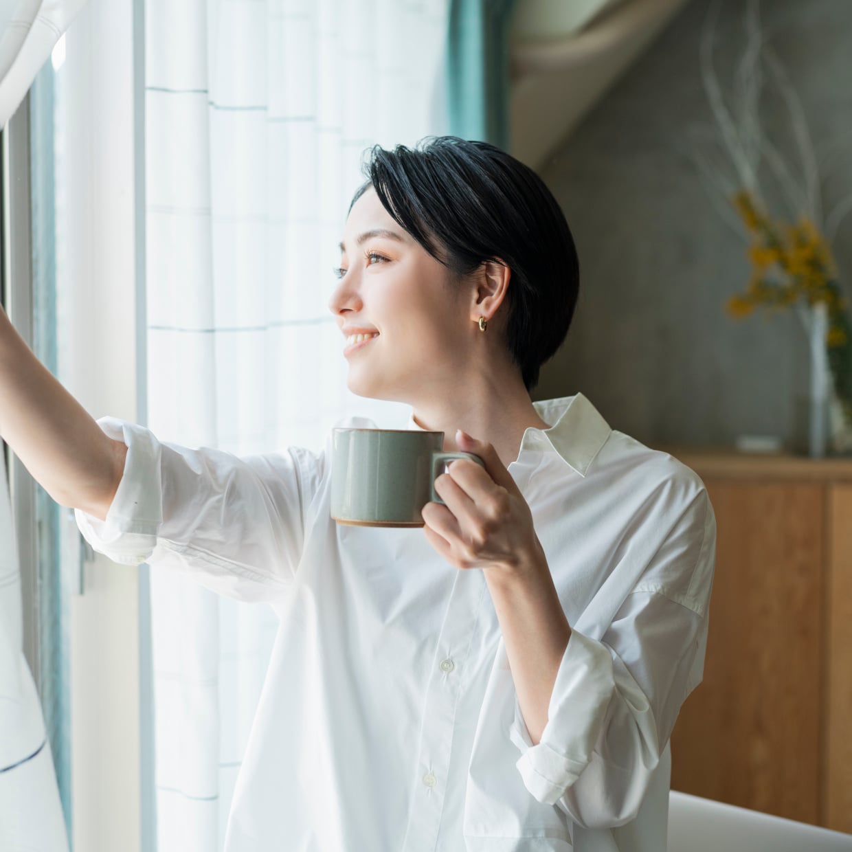  無理しないのに若々しい。アラフォー女性が大切にしている“日々の習慣”【40代前後の女性に調査】 