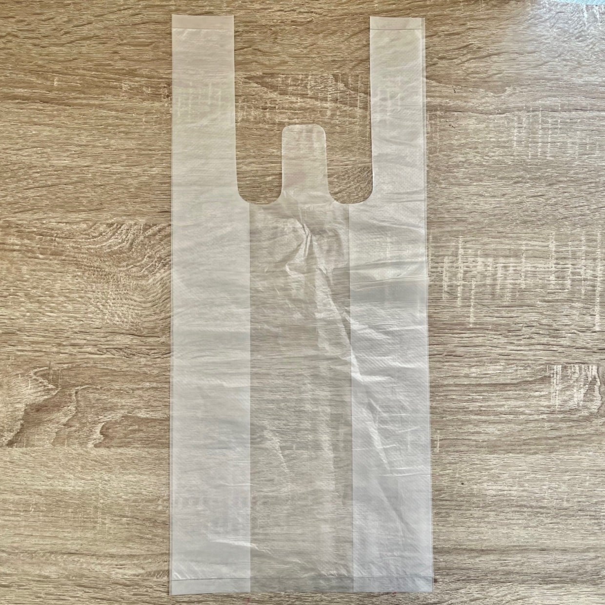  全然厚さが違う。かさばる「レジ袋」が驚くほどぺったんこになる今すぐマネしたくなる“たたみ方” 