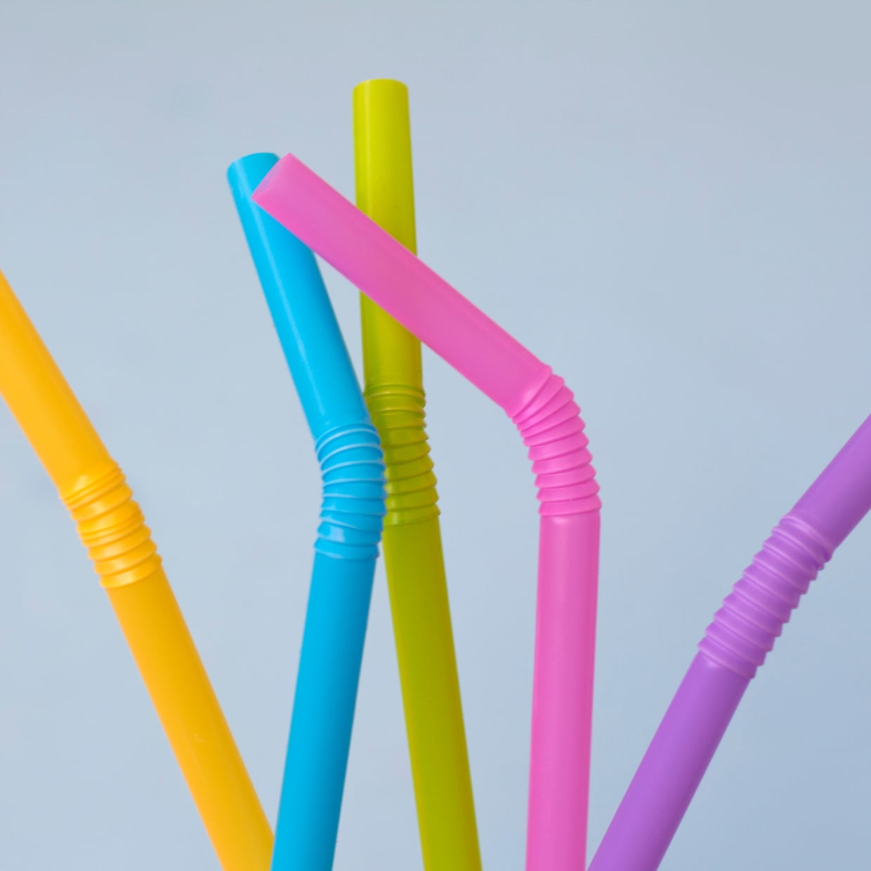  今すぐできる！“もらいっぱなし”の「ストロー」活用アイデア「ごっそり取れる」「気持ちいい」 