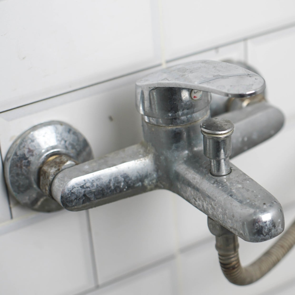  知らなかった。「お風呂の水栓」でやってはいけない掃除方法とは？ 