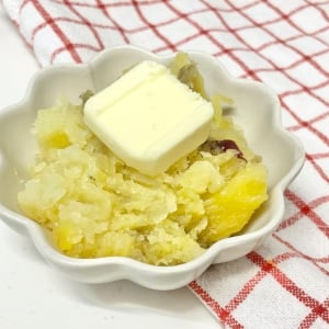 「大さじ1かけるだけ」いつもの焼き芋にやさしいコクが加わってもっとおいしくなる調味料とは？