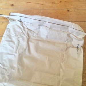 使い終わった「米袋」がキッチンまわりで活躍する“2つの使い道”「すっきり！」「高さも調整しやすい」