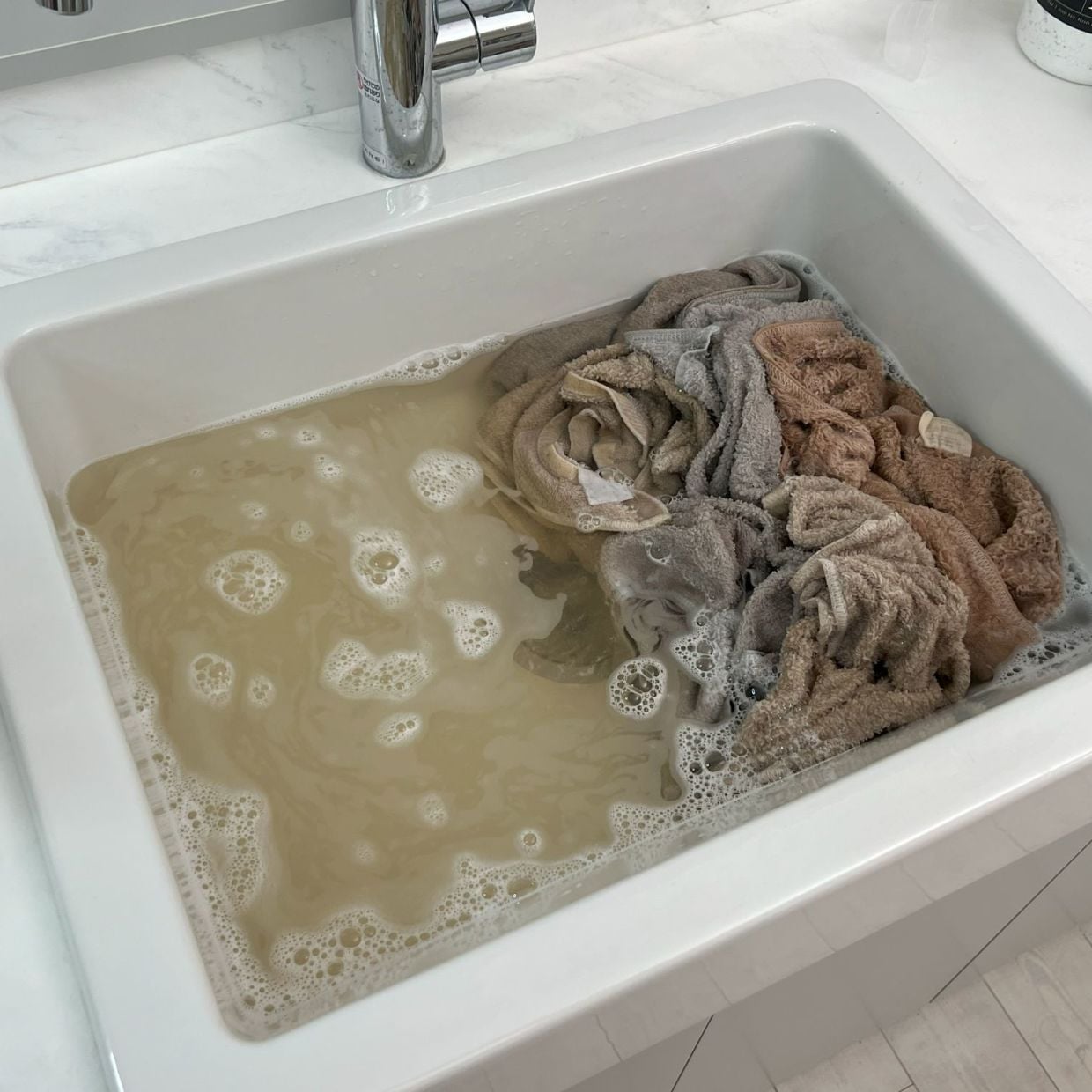  “寿命のタオル”がふわふわに復活!?「タオル」の意外と短い寿命と“3つの買い替えサイン” 