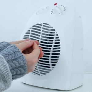 電気代が高くなる「セラミックヒーター」の“NGな使い方”3つ「置き場所で節約効果も変わる」