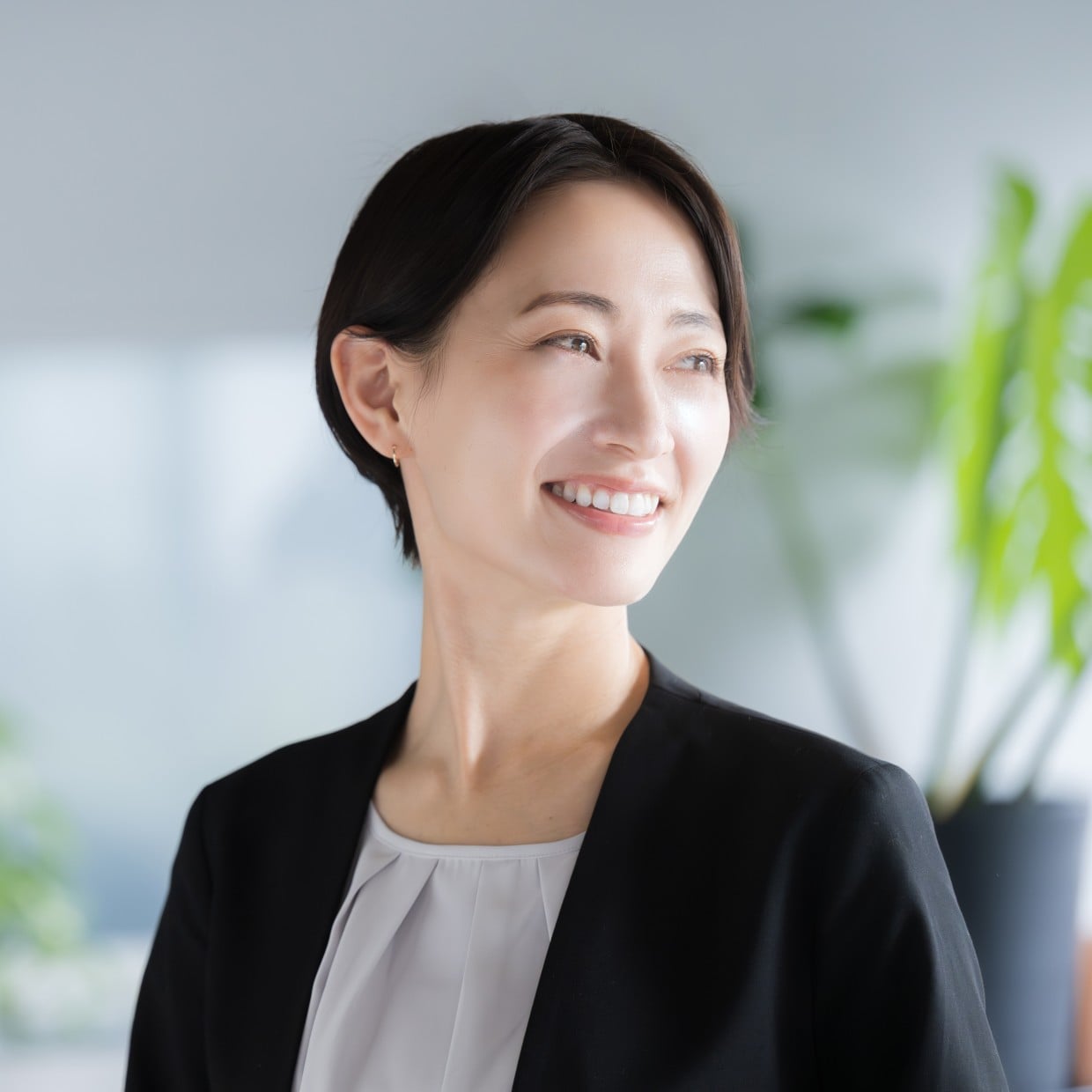  立場が変わる春に。「幸福度が高い人」が実践する肩書が変わってもブレない“心の整え方”4つ 