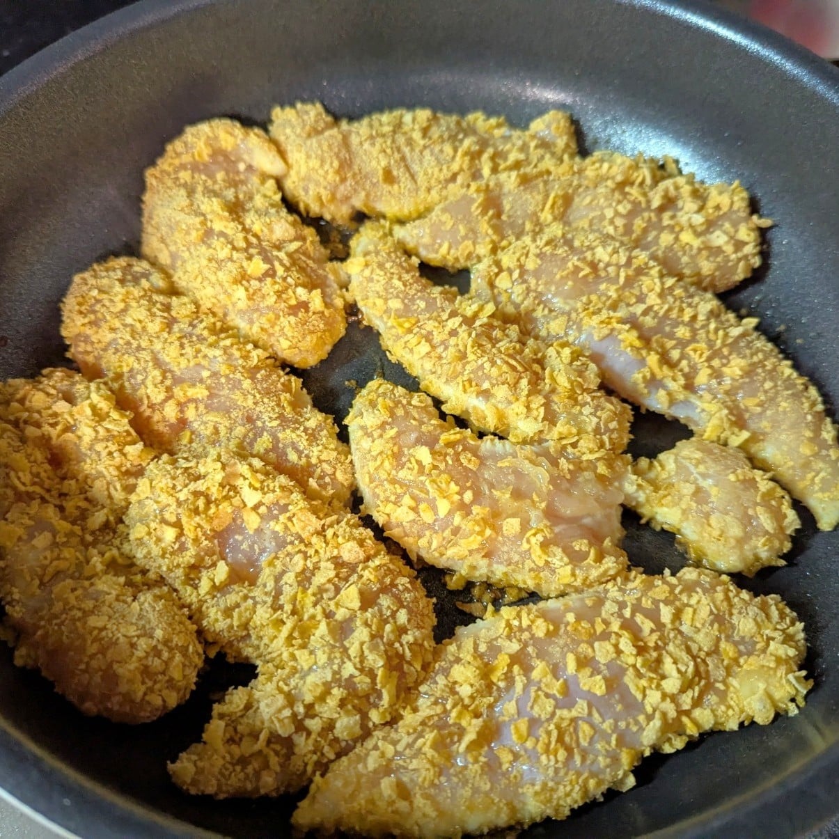  小麦粉は使わない。揚げ焼きの【衣】に使うと「カリカリ触感」でおいしい意外な食材 