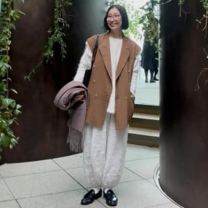 春がきても体型カバーは諦めたくない！おしゃれに二の腕をカバーするコーデ術3選