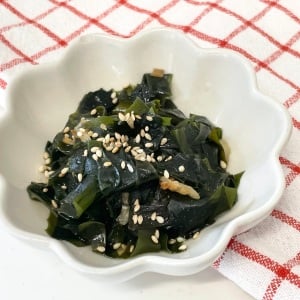 もう酢の物にしない。腸がよろこぶ「わかめ」の食べ方