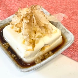 「疲れやすい原因はたんぱく質不足？」豆腐にちょい足ししたい食材