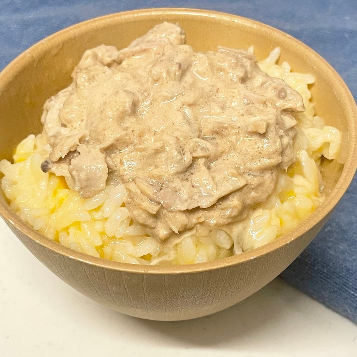 「卵かけご飯」にのせるだけ！一度食べたらやみつきになる”意外な食材”