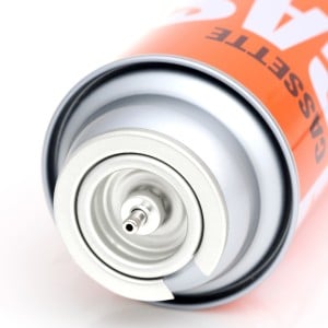 地震の備えにストックしてる？見落とすと危険「カセットボンベ」の“寿命サイン”「すぐ確認する」